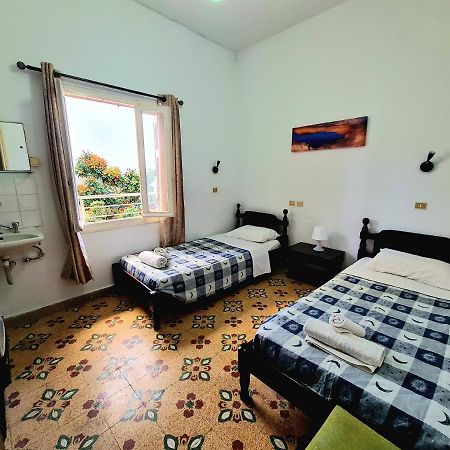 Avrahostelroom Karpathos Exteriör bild