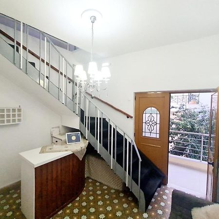 Avrahostelroom Karpathos Exteriör bild