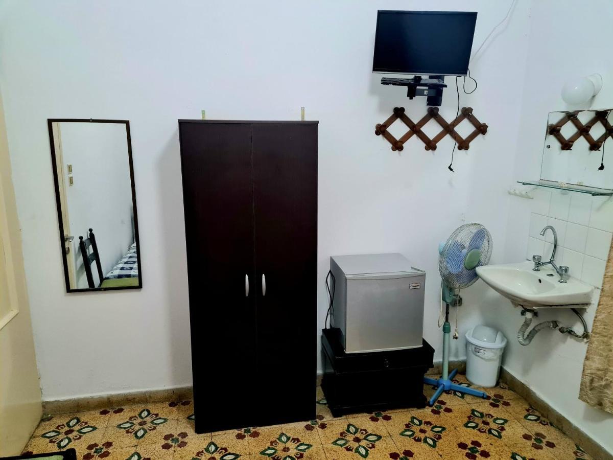 Avrahostelroom Karpathos Exteriör bild